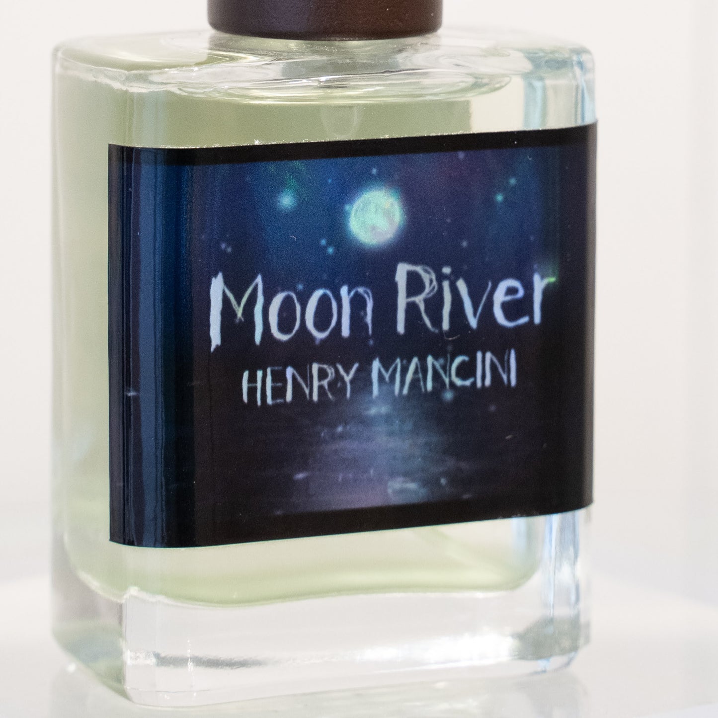 Layered Aroma Sound      -MOON RIVER - (CINEMA) 50ml